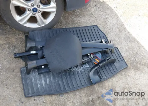 2021 Toyota Rav4 Xle z USA, uszkodzony, nr VIN 2T3P1RFV8MC190264